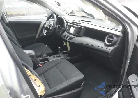 2016 Toyota Rav4 Le z USA, uszkodzony, nr VIN 2T3ZFREV2GW251686